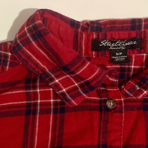 Red Plaid Long Sleeve Flannel Shirt - Picture 4 of 4